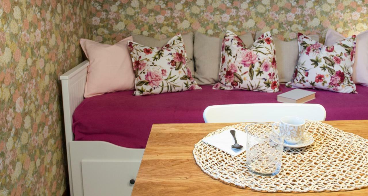 Appartement Flowers Joivy 25 Côme