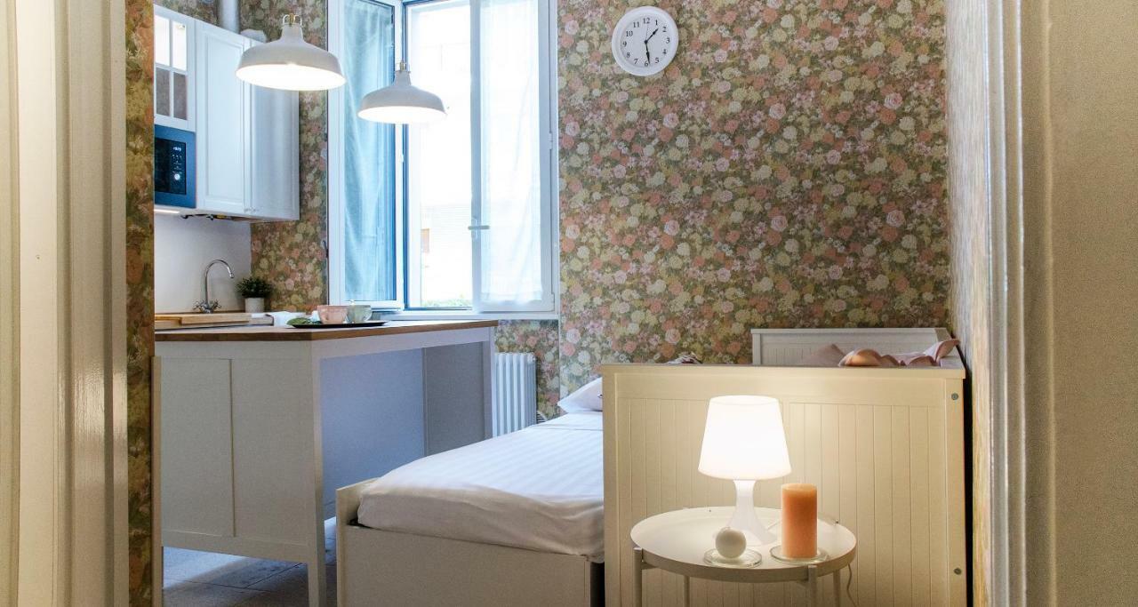 Appartement Flowers Joivy 25 *